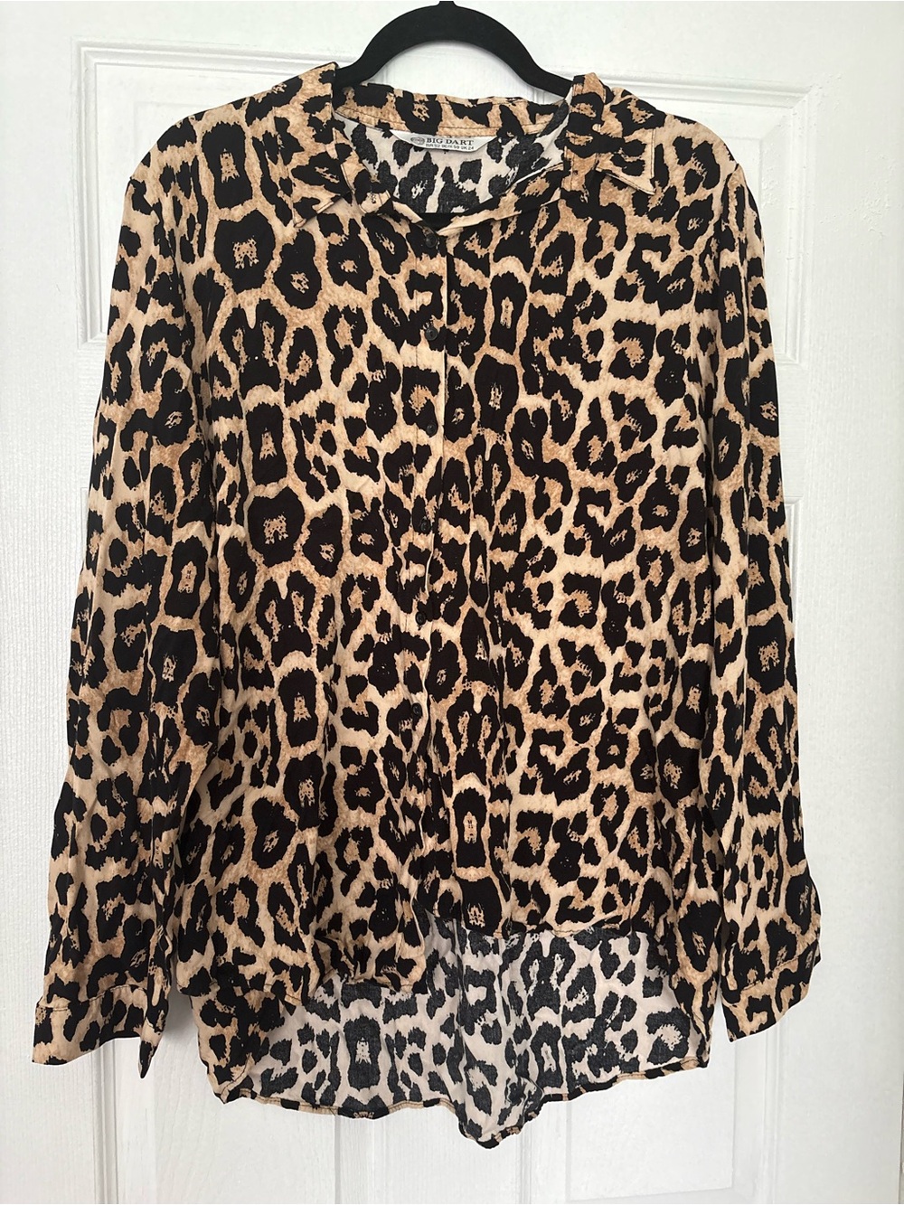 Big Dart Leopard Print Button Front Blouse Women’s Plus Size 24 EU 52 Viscose